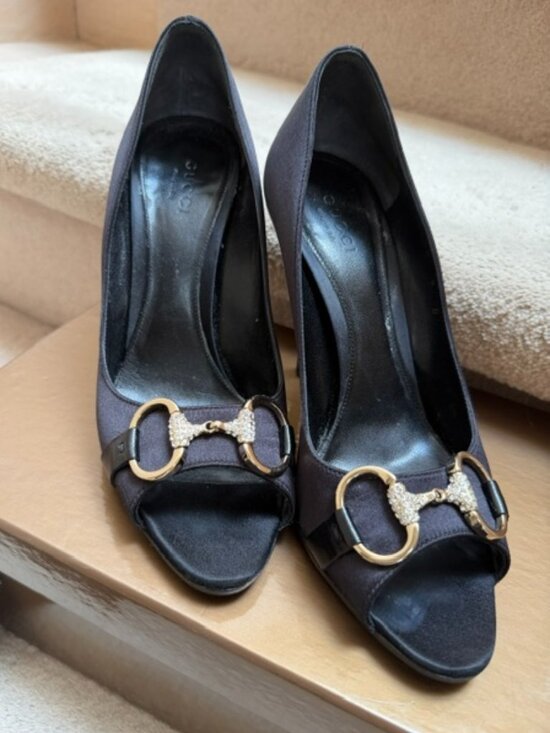 Gucci Shoes - Gucci Satin Crystal Horsebit pumps